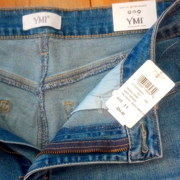 NWT YMI Distressed Flare Jeans. Size 11. - Picture 2 of 2